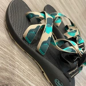 BRAND NEW CHACO SANDALS